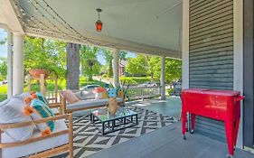 Epic Idyllic Abode With Porch About 2 Mi To Downtown!